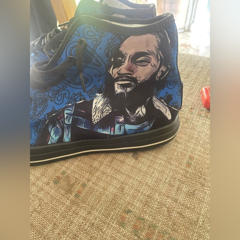 Custom Nip converse for sale - Picture 4 of 5